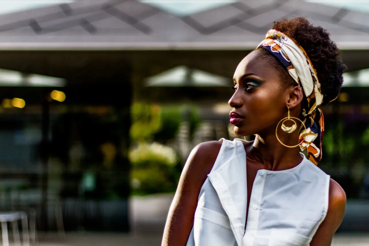 MEG, collaboration par Soleya Mena Kwayave, photo 1 sur 7