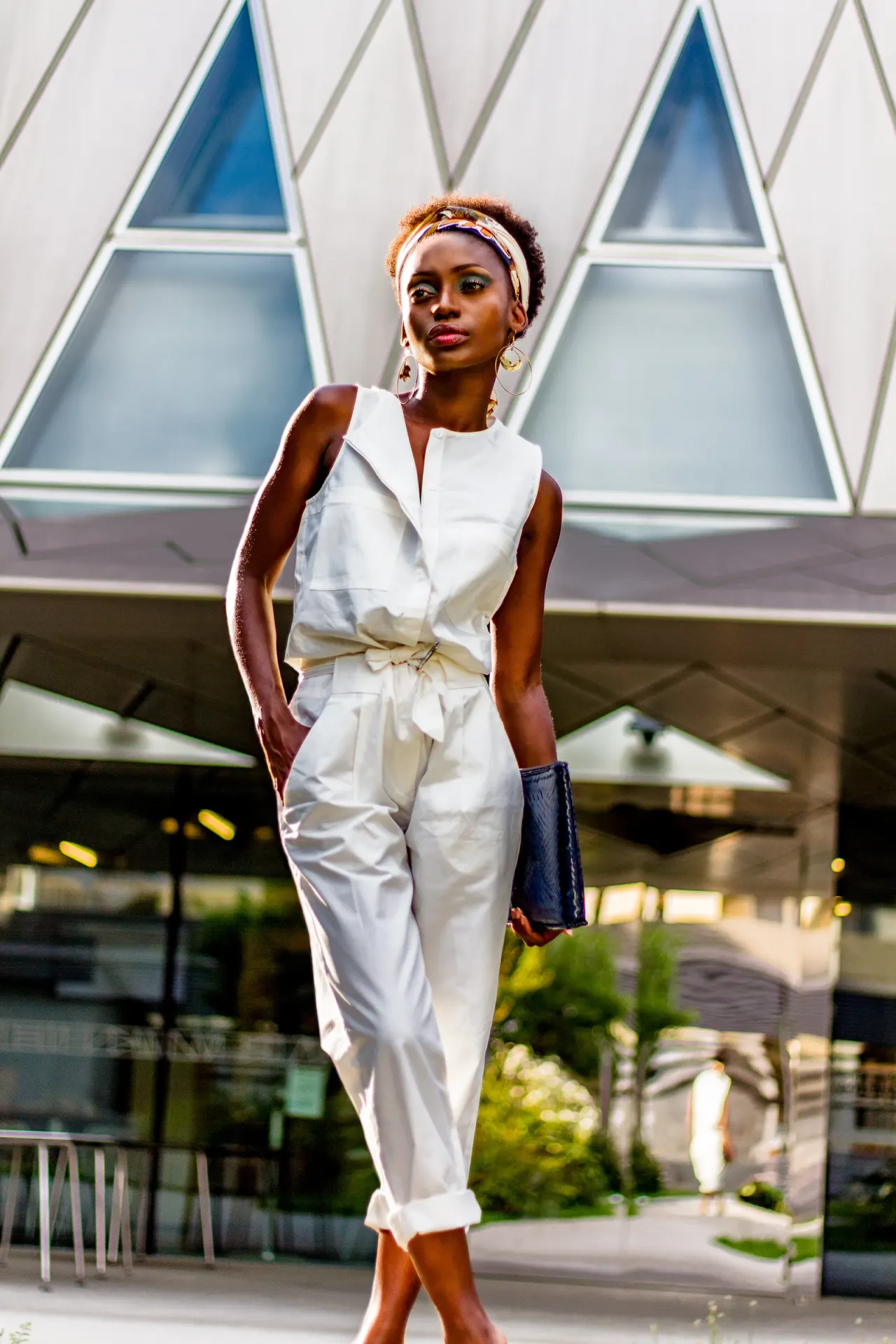 MEG, collaboration par Soleya Mena Kwayave, photo 3 sur 7