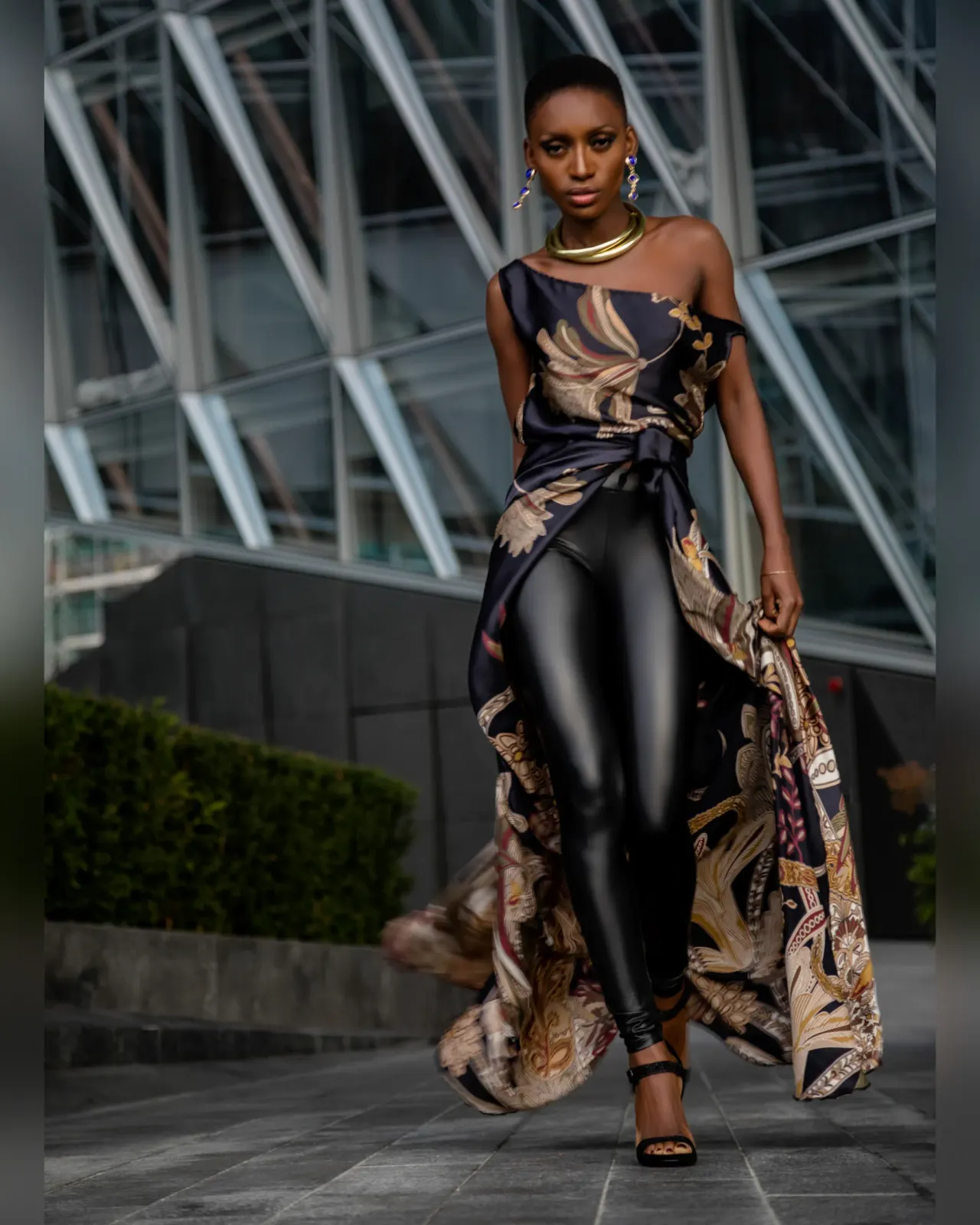 Tanieu Couture, lookbook par Soleya Mena Kwayave, photo 11 sur 19