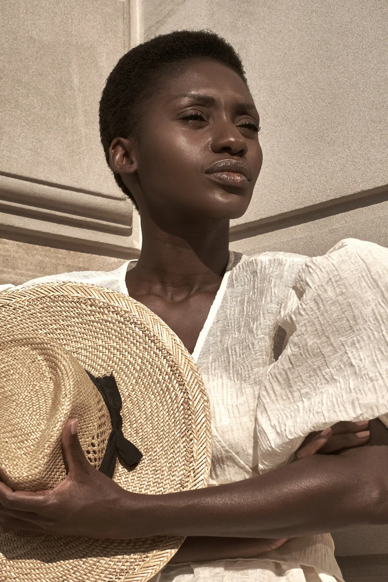 The hat, collaboration par Soleya Mena Kwayave, photo 4 sur 23