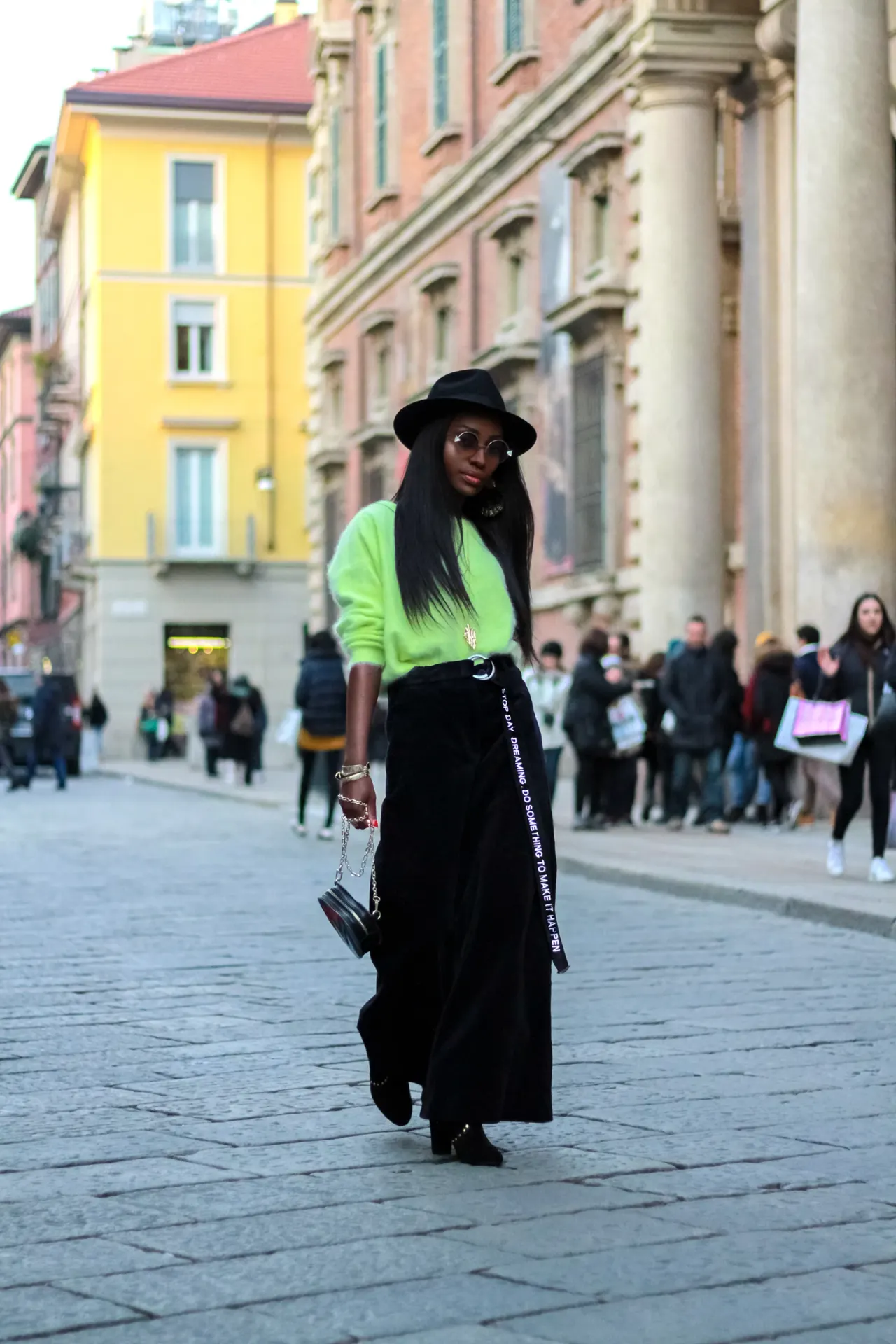 Milano, collaboration par Soleya Mena Kwayave, photo 2 sur 3