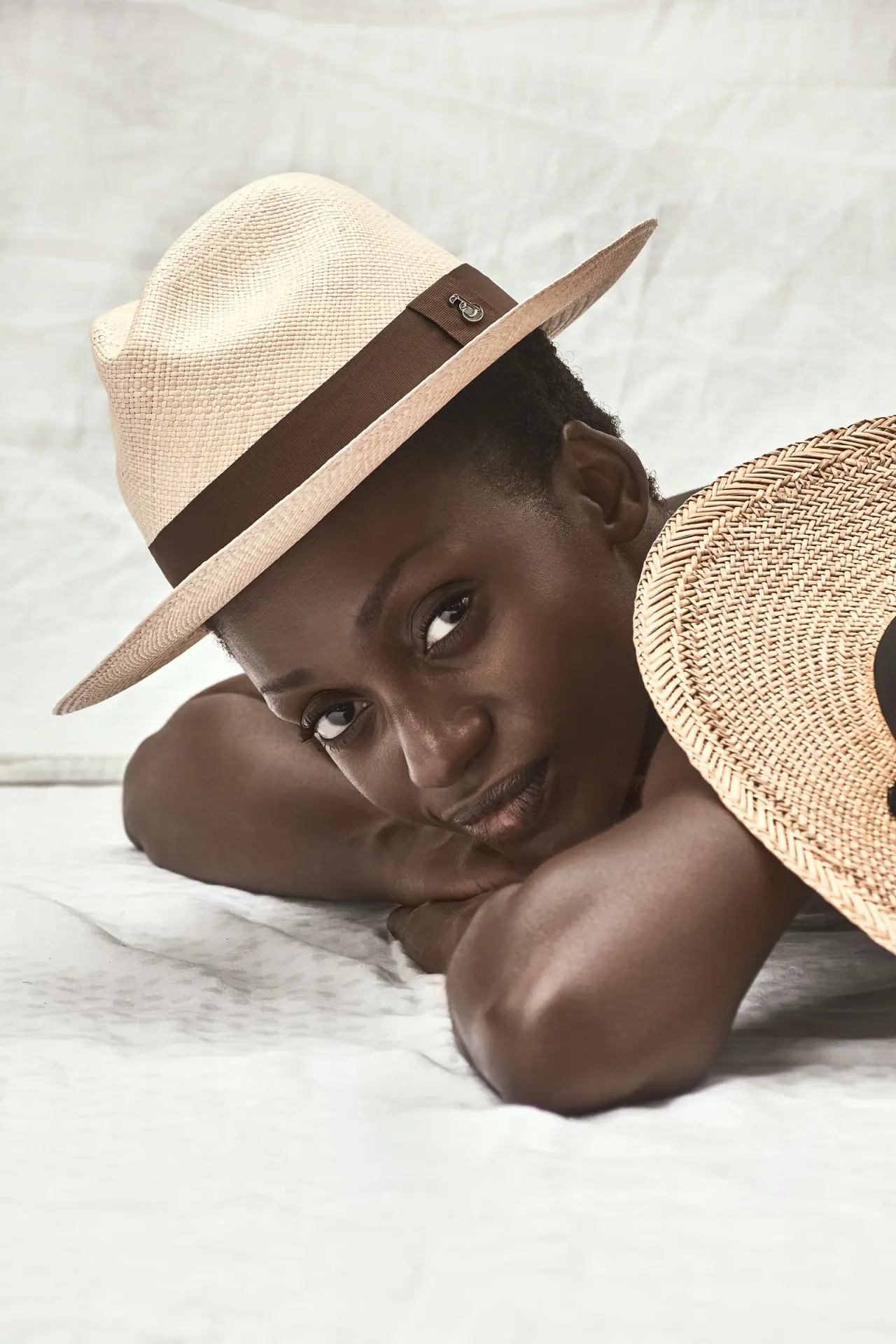 The hat, collaboration par Soleya Mena Kwayave, photo 19 sur 23