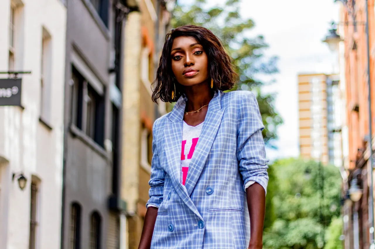 Bermondsey, collaboration par Soleya Mena Kwayave, photo 1 sur 6