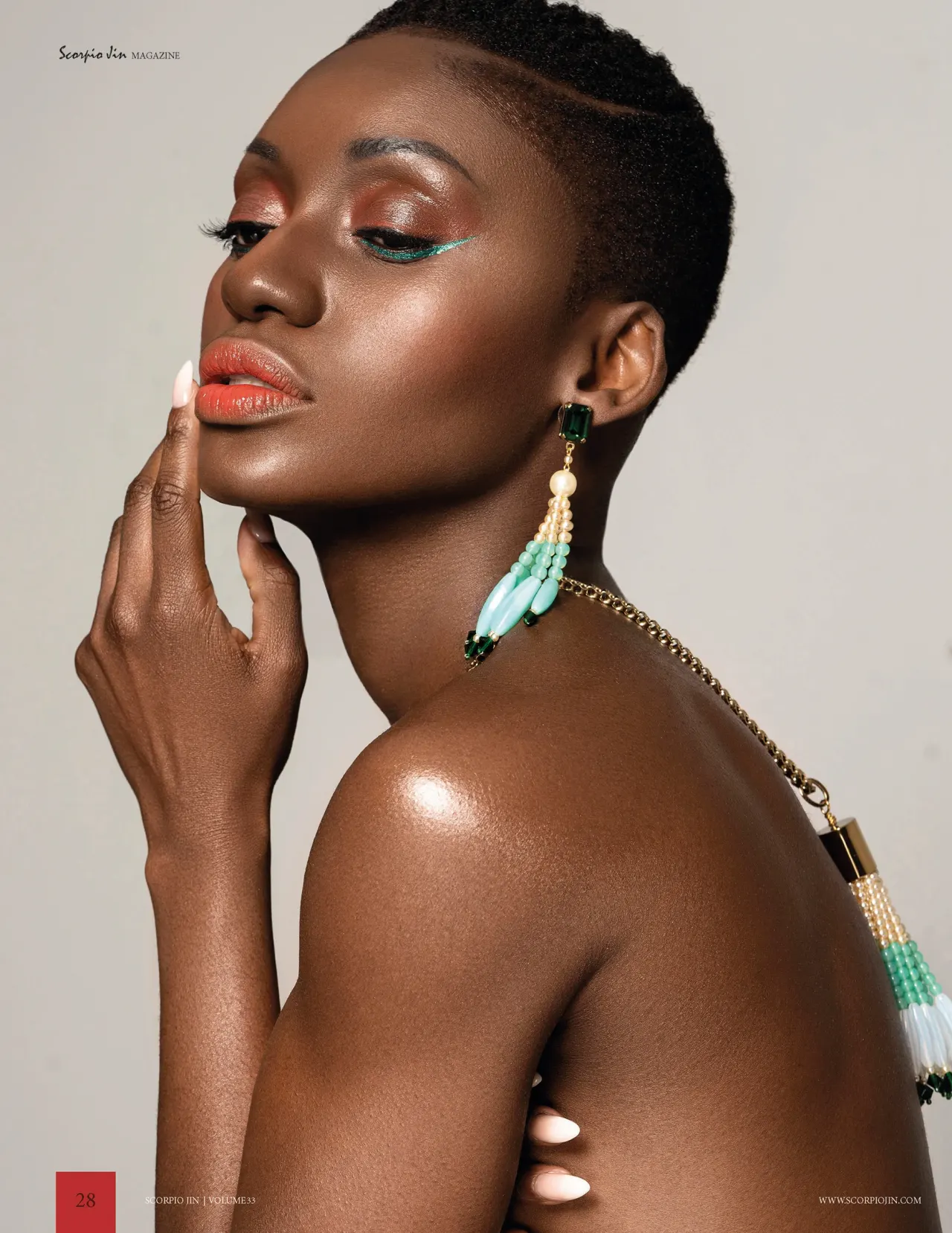 Scorpion Jin Magazine, collaboration par Soleya Mena Kwayave, photo 8 sur 11