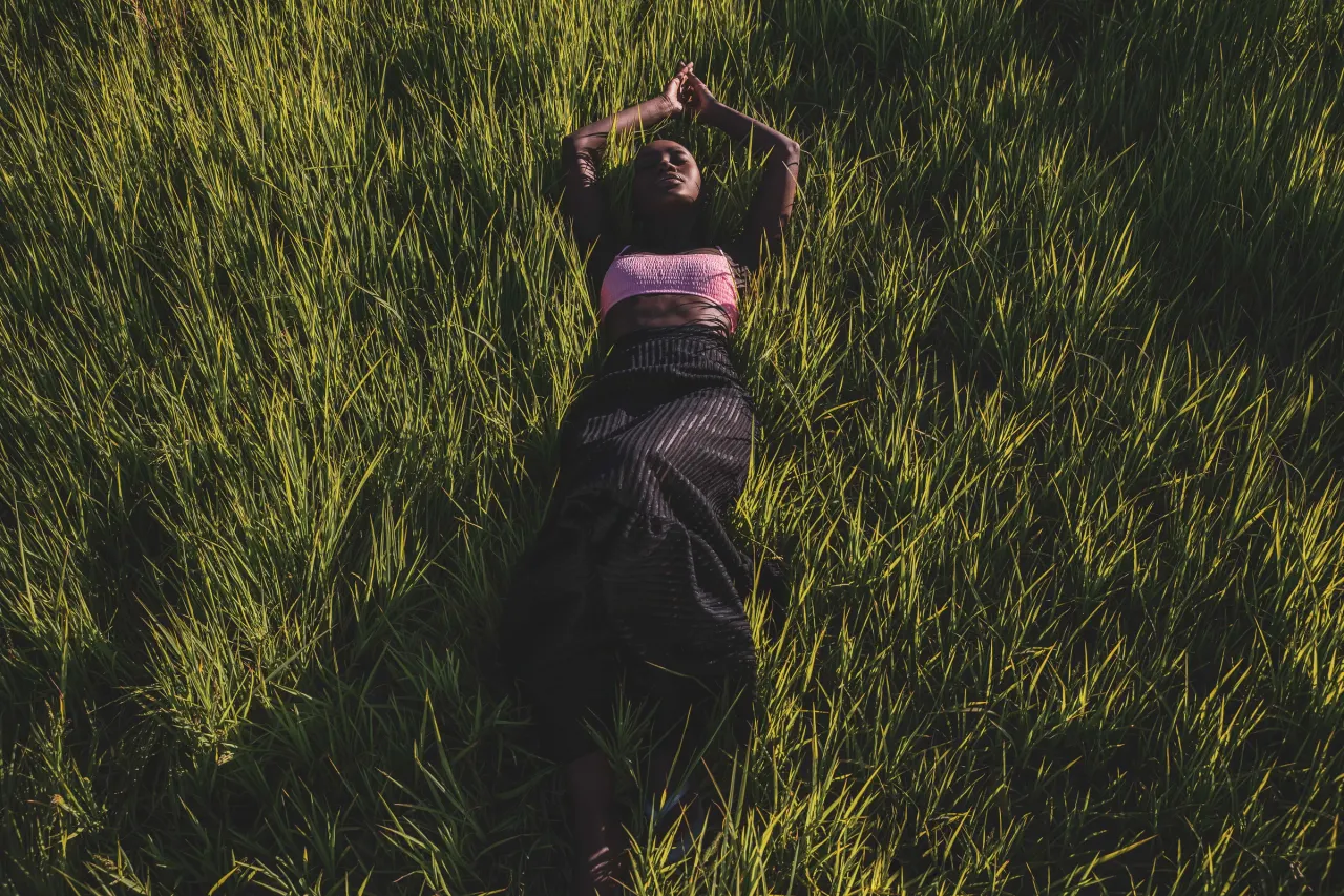 In the Fields, collaboration par Soleya Mena Kwayave, photo 10 sur 14